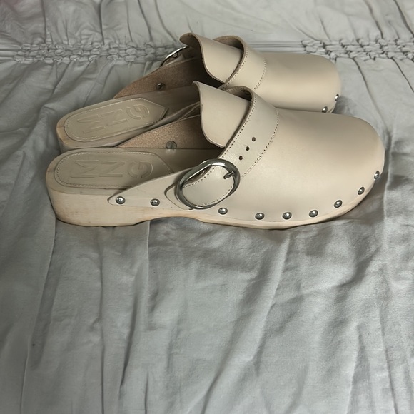 Mango Studded Clogs - Picture 3 of 6